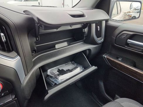 Used 2022 GMC Sierra 1500 Elevation image 50