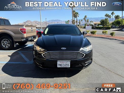 Used 2017 Ford Fusion SE w/ Fusion SE Technology Package FWD image 14