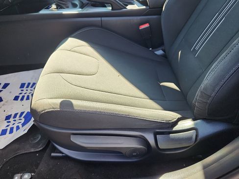 Used 2021 Hyundai Elantra SEL w/ Cargo Package image 23