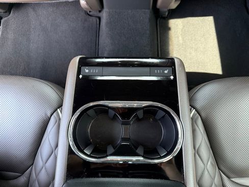 Used 2023 MAZDA CX-9 Signature image 24