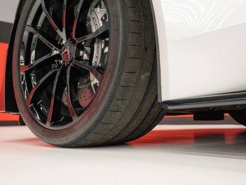 Used 2017 Chevrolet Corvette Grand Sport w/ Z07 Performance Package RWD image 64