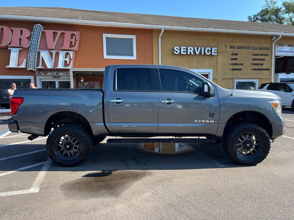 Used 2021 Nissan Titan SV w/ SV Convenience Package AWD/4WD image 10