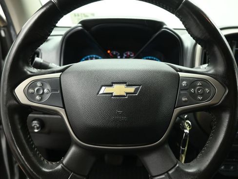 Used 2018 Chevrolet Colorado Z71 RWD image 11