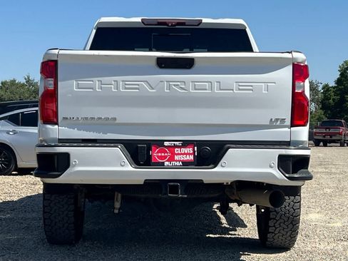 Used 2021 Chevrolet Silverado 2500 LTZ w/ Z71 Chrome Sport Edition AWD/4WD image 8