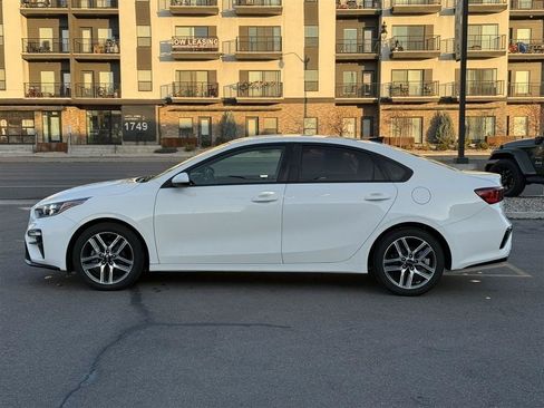 Used 2019 Kia Forte S FWD image 4