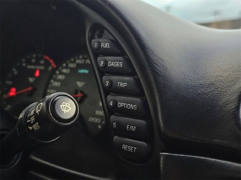 Used 2001 Chevrolet Corvette Convertible w/ Preferred Equipment Group2 image 25