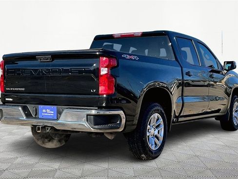 Used 2023 Chevrolet Silverado 1500 LT image 2