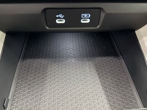 Certified 2025 Honda Accord SE image 33