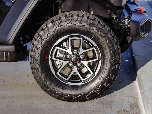 New 2026 Jeep Wrangler Unlimited Rubicon image 11