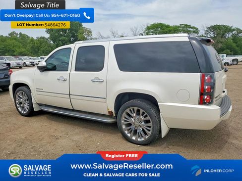 Used 2011 GMC Yukon XL Denali AWD/4WD image 3