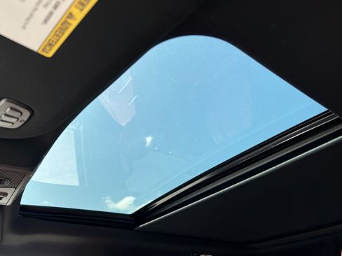 Used 2019 Ford F350 Platinum w/ Platinum Ultimate Package image 12