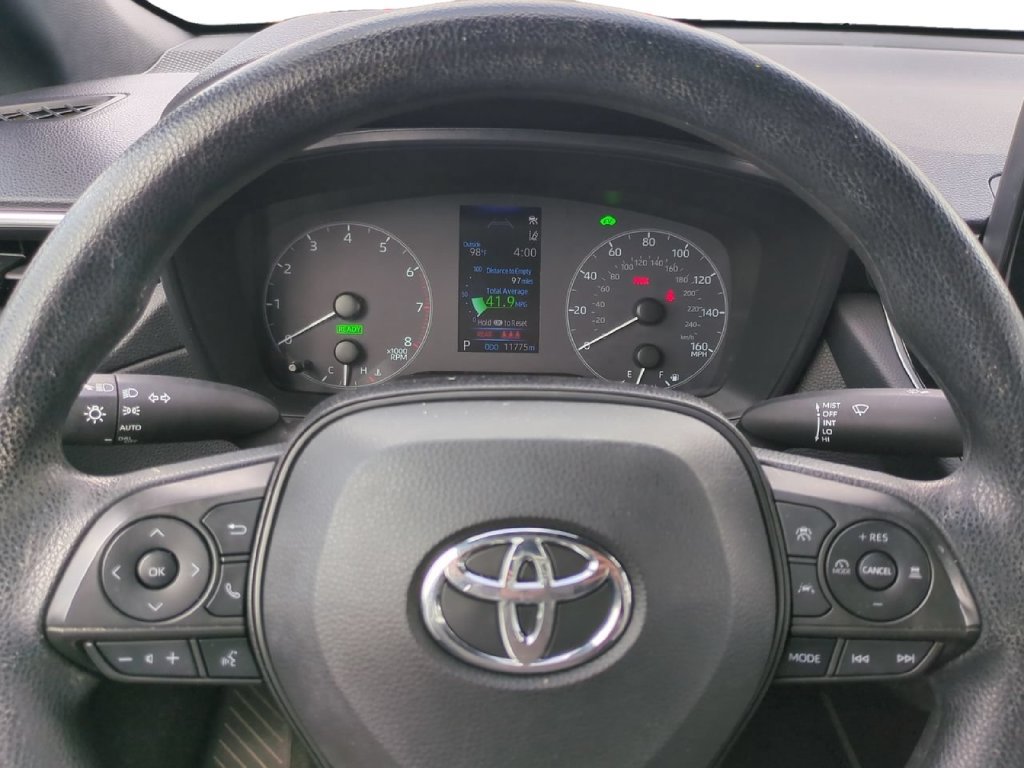 Used 2023 Toyota Corolla Cross AWD Hybrid image 30