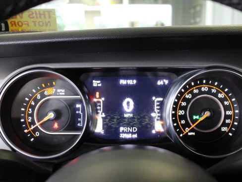 Used 2022 Jeep Wrangler Unlimited Sport w/ Sun And Sound Package AWD/4WD image 27