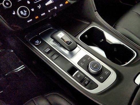 Used 2025 INFINITI QX60 Pure AWD/4WD image 17