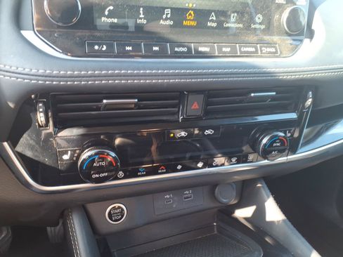 Certified 2023 Nissan Rogue SL w/ SL Premium Package FWD image 22