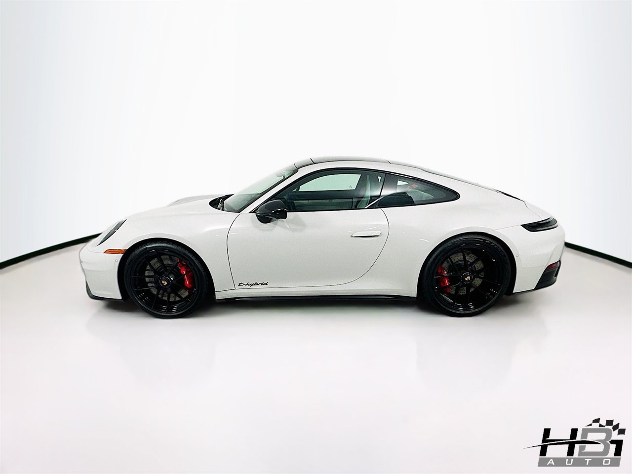 Used 2026 Porsche 911 Carrera GTS RWD image 8