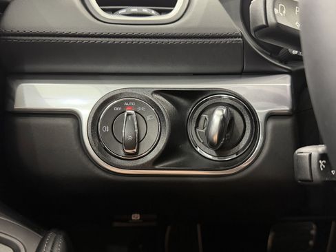 Certified 2025 Porsche 718 Boxster GTS image 46