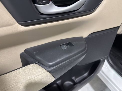 Used 2021 Honda CR-V LX image 30