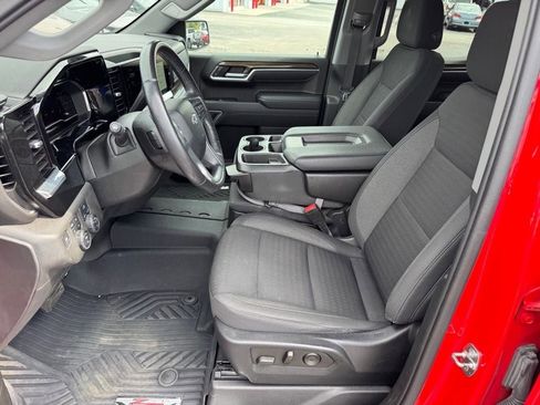 Used 2022 Chevrolet Silverado 1500 RST image 9