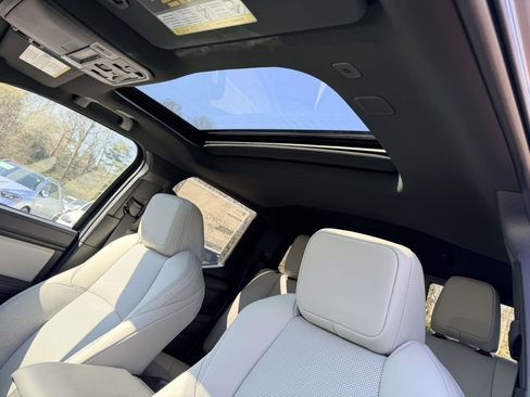 New 2026 Toyota Tacoma Limited image 19