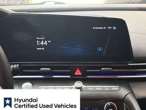 Certified 2024 Hyundai Elantra SEL FWD image 18