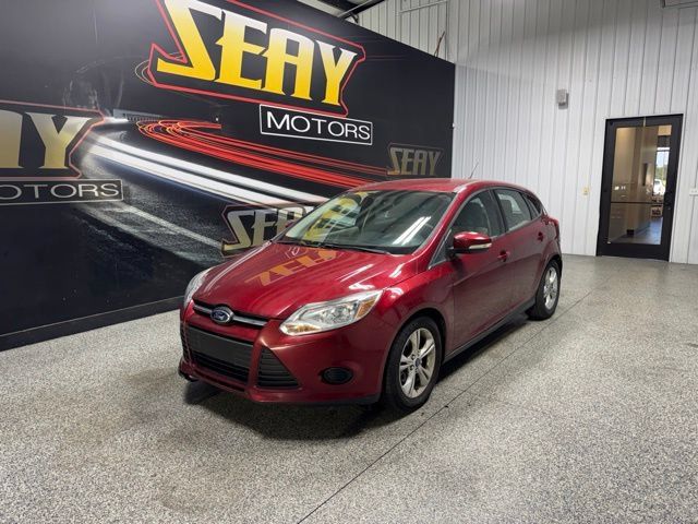 Used 2014 Ford Focus SE FWD image 1
