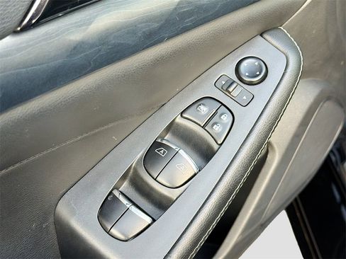 Used 2023 Nissan Maxima Platinum w/ Sport Mat Group image 18