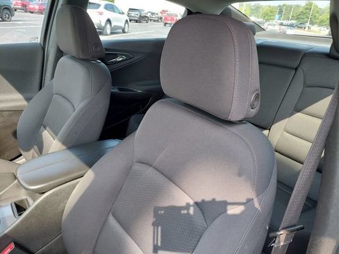 Used 2024 Chevrolet Malibu LT FWD image 17
