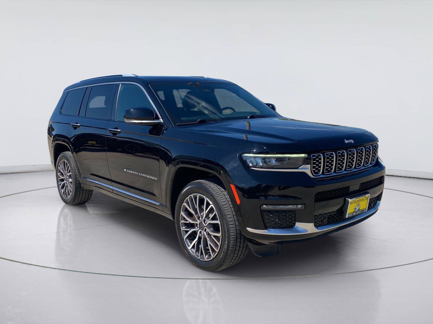 Used 2021 Jeep Grand Cherokee L Summit AWD/4WD image 7