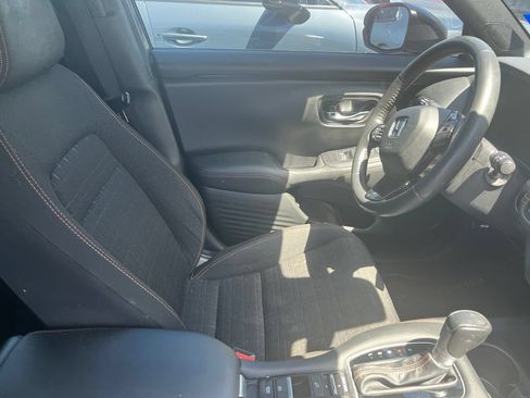 Used 2024 Honda HR-V Sport image 4