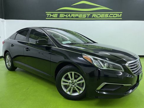 Used 2017 Hyundai Sonata SE image 1