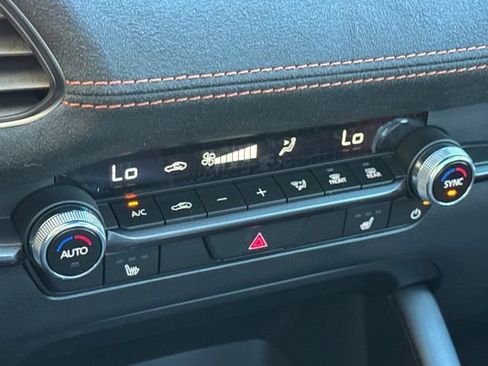 New 2025 MAZDA MAZDA3 Carbon image 22