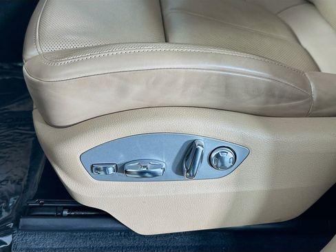 Certified 2022 Porsche Macan image 22