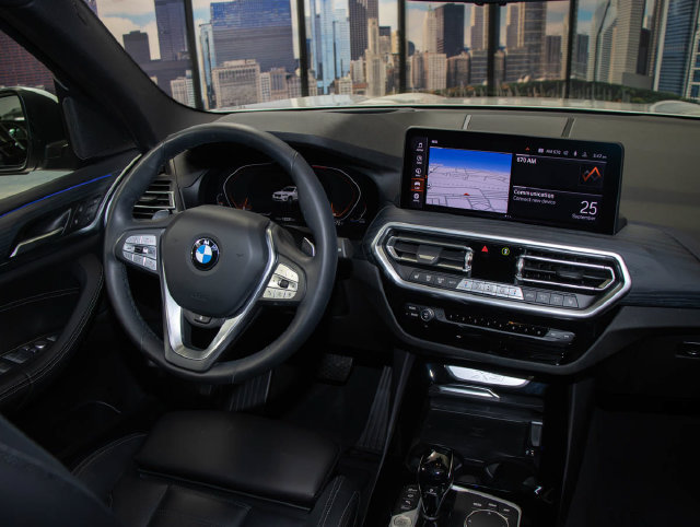 Used 2024 BMW X3 xDrive30i w/ Premium Package AWD/4WD image 16