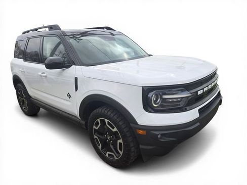 Used 2022 Ford Bronco Sport Outer Banks w/ Tech Package image 1