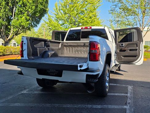 Used 2016 GMC Sierra 3500 Denali w/ Duramax Plus Package image 27