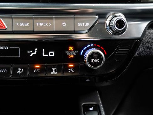 Used 2022 Kia Telluride EX w/ EX Premium Package FWD image 29