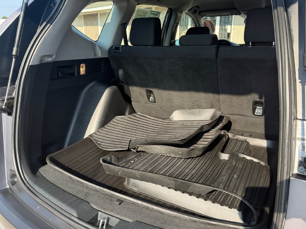 Used 2018 Honda CR-V LX image 15