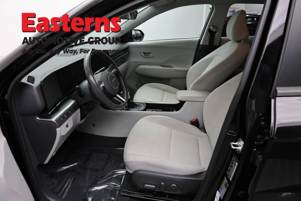 Used 2024 Hyundai Kona SEL FWD image 14