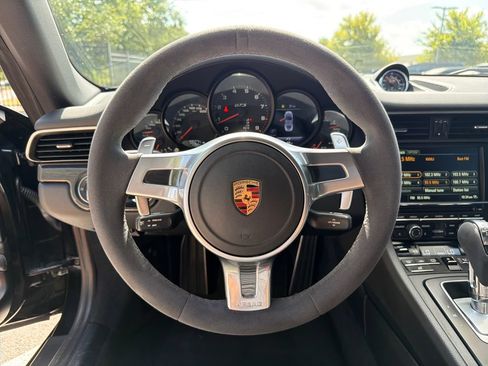 Used 2016 Porsche 911 Carrera GTS RWD image 20