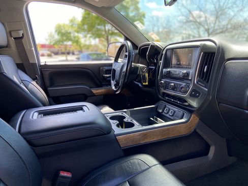 Used 2016 Chevrolet Silverado 1500 LTZ image 52