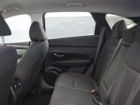 Used 2025 Hyundai Tucson SEL FWD image 19