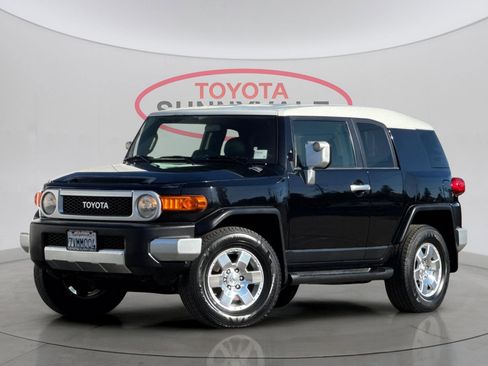 Used 2008 Toyota FJ Cruiser 4WD image 1