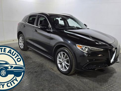 Used 2018 Alfa Romeo Stelvio Ti image 1