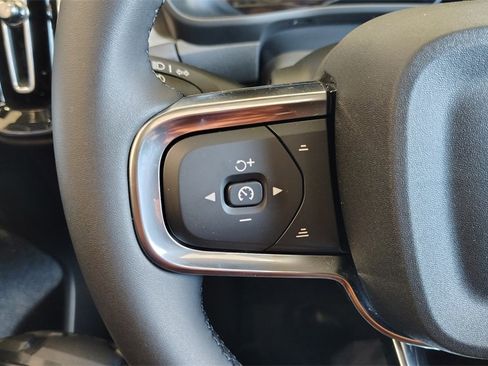 New 2026 Volvo XC40 B5 Ultra w/ Protection Package Premier image 12