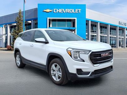 Used 2024 GMC Terrain SLE w/ LPO, Floor Liner Package