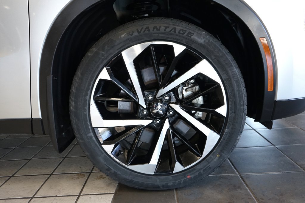 Used 2022 Mitsubishi Outlander ES AWD/4WD image 49