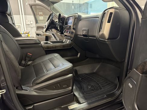 Used 2015 GMC Sierra 3500 Denali w/ Duramax Plus Package image 19