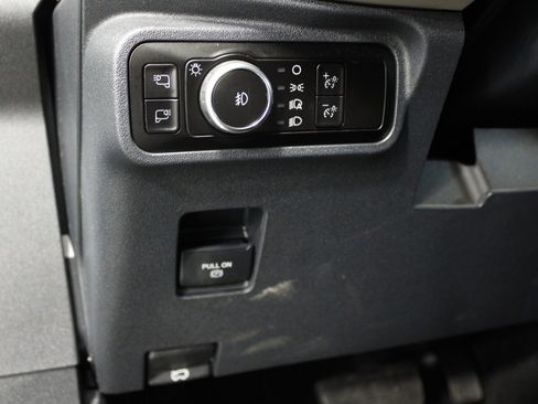 Used 2023 Ford Bronco Wildtrak image 34