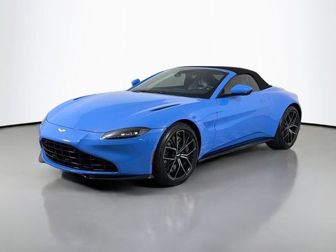 Used 2021 Aston Martin V8 Vantage Roadster RWD image 1